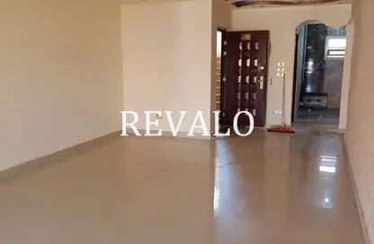 Apartment - 3 Bedrooms - 2 Bathrooms for rent in Touristic 1 - Northern Expansions - 6 October City - Giza