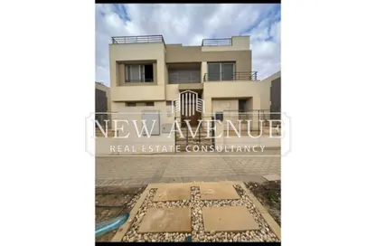 Villa - 5 Bedrooms - 4 Bathrooms for sale in Palm Hills New Cairo - 5th Settlement Compounds - The 5th Settlement - New Cairo City - Cairo