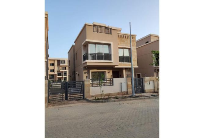 8259405 - Property Image 2