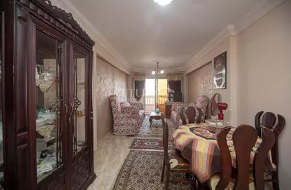 Apartment - 3 Bedrooms - 2 Bathrooms for sale in Street 30 - Sidi Beshr - Hay Awal El Montazah - Alexandria