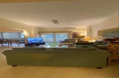 Apartment - 2 Bedrooms - 1 Bathroom for rent in Zamalek - Cairo