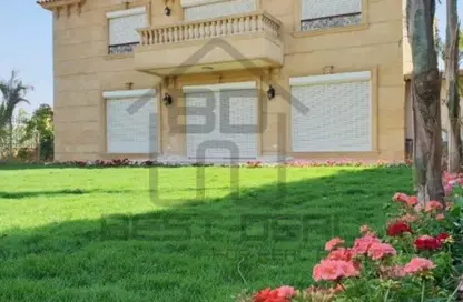 Villa - 4 Bedrooms - 5 Bathrooms for sale in Royal City - Sheikh Zayed Compounds - Sheikh Zayed City - Giza Villa - 4 Bedrooms - 5 Bathrooms for sale in Royal City - Sheikh Zayed Compounds - Sheikh Zayed City - Giza