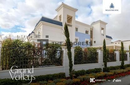 Villa - 6 Bedrooms - 4 Bathrooms for sale in Mountain View Grand Valley - New Capital City - Cairo