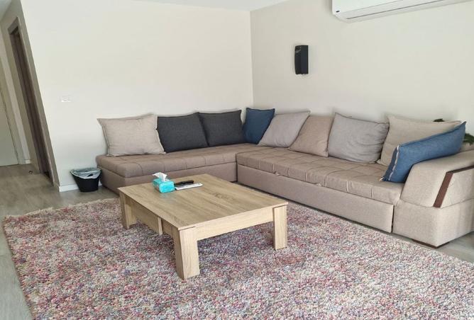 8047483 - Property Image 2