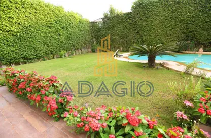 فيلا - 5 غرف نوم - 5 حمامات للبيع في طريق بيفرلي هيلز - الحي السابع عشر - الشيخ زايد - الجيزة