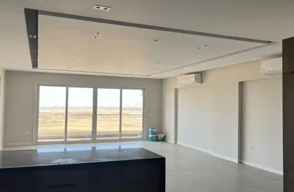 Apartment - 3 Bedrooms - 2 Bathrooms for rent in Mountain View iCity - 5th Settlement Compounds - The 5th Settlement - New Cairo City - Cairo