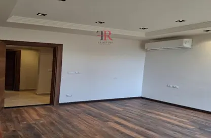 Apartment - 2 Bedrooms - 1 Bathroom for sale in Eastown - 5th Settlement Compounds - The 5th Settlement - New Cairo City - Cairo