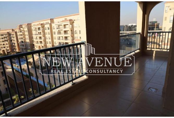 8239420 - Property Image 2