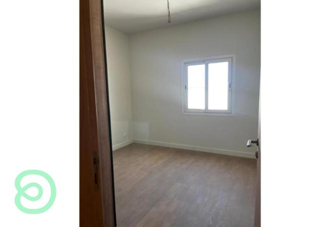 8442526 - Property Image 3