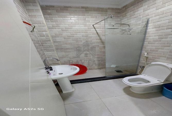 8064392 - Property Image 2