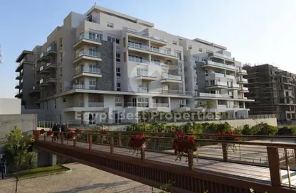 Apartment - 2 Bedrooms - 2 Bathrooms for sale in Mountain View iCity October - 6 October Compounds - 6 October City - Giza