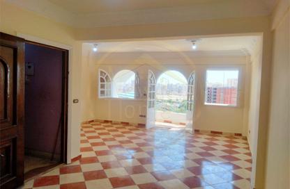 Apartment - 2 Bedrooms - 1 Bathroom for rent in Waboor Elmayah - Hay Wasat - Alexandria