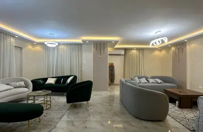 Apartment - 3 Bedrooms - 3 Bathrooms for rent in Al Senaa St. - 1st Zone - Nasr City - Cairo