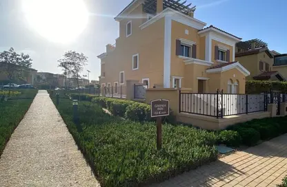 Villa - 3 Bedrooms - 3 Bathrooms for sale in Mivida - 5th Settlement Compounds - The 5th Settlement - New Cairo City - Cairo