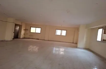 Factory - Studio - 2 Bathrooms for rent in The Industrial Zone - 5th Settlement Compounds - The 5th Settlement - New Cairo City - Cairo