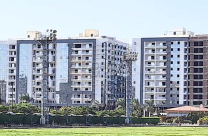 Apartment - 3 Bedrooms - 3 Bathrooms for rent in Grand View - Smouha - Hay Sharq - Alexandria