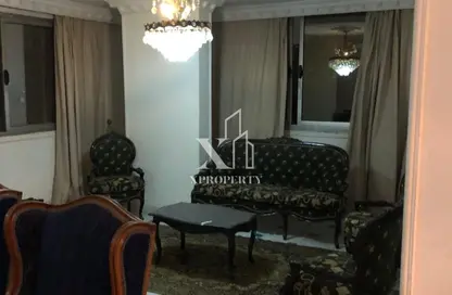 شقة - 3 غرف نوم - 2 حمامات للبيع في شارع حسن عاصم - الزمالك - القاهرة