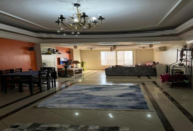 8254275 - Property Image 3