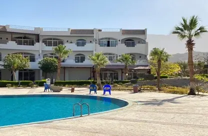 Chalet - 1 Bedroom - 1 Bathroom for sale in Louly Beach Resort - Al Ain Al Sokhna - Suez