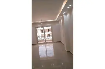 Apartment - 3 Bedrooms - 2 Bathrooms for rent in Al Khamayel city - Sheikh Zayed Compounds - Sheikh Zayed City - Giza