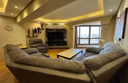 Apartment - 3 Bedrooms - 2 Bathrooms for rent in Street 216 - Degla - Hay El Maadi - Cairo