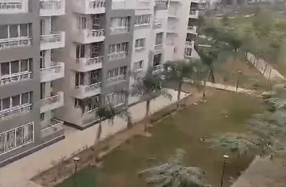 Apartment - 3 Bedrooms - 3 Bathrooms for sale in Madinaty - Cairo