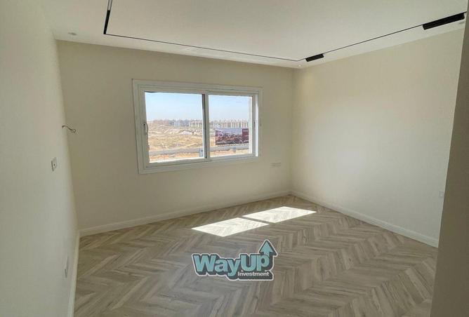 8398002 - Property Image 2