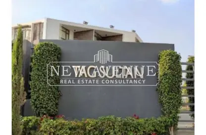 Villa - 5 Bedrooms - 7 Bathrooms for sale in Tag Sultan - Ring Road - Cairo