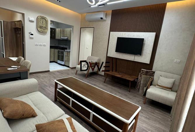 8222902 - Property Image 2