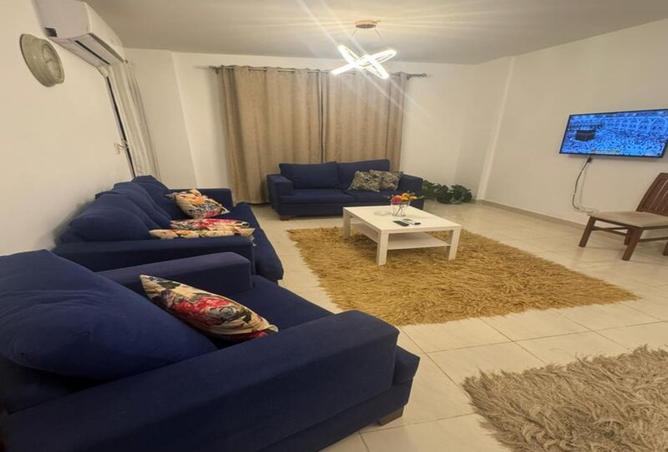 8153104 - Property Image 3