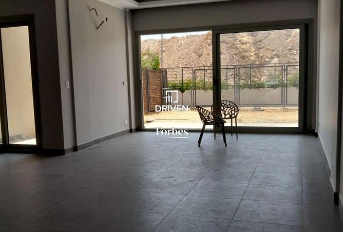 8232102 - Property Image 3