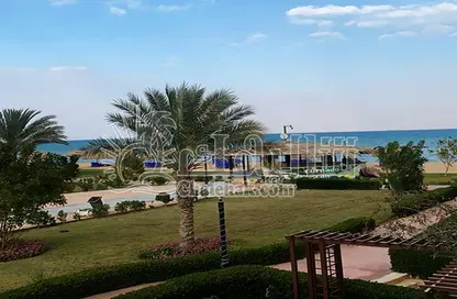 Chalet - 3 Bedrooms - 2 Bathrooms for sale in Coronado Beach - Al Ain Al Sokhna - Suez