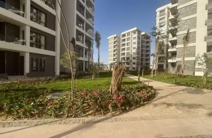 Apartment - 2 Bedrooms - 2 Bathrooms for sale in Madinaty - Cairo