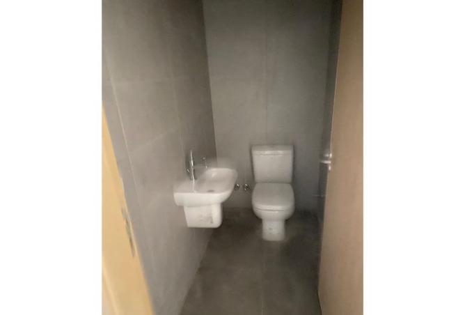 8168034 - Property Image 3