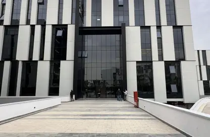 مساحات مكتبية - استوديو - 2 حمامات للبيع في هايد بارك - مدينة القاهرة الجديدة - القاهرة