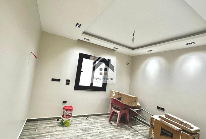 8250009 - Property Image 2