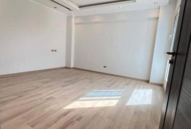 8421472 - Property Image 3