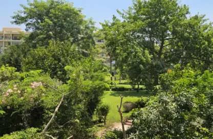 Apartment - 3 Bedrooms - 2 Bathrooms for sale in Zayed 2000 - 4th District - Sheikh Zayed City - Giza