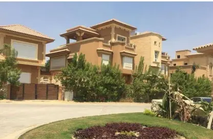 Villa - 7 Bedrooms - 7 Bathrooms for sale in Concordia - 26th of July Corridor - 6 October City - Giza