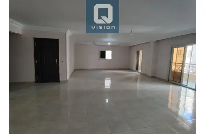 شقة - 4 غرف نوم - 2 حمامات للايجار في شارع مساكن المقطم - الهضبة العليا - المقطم - القاهرة شقة - 4 غرف نوم - 2 حمامات للايجار في شارع مساكن المقطم - الهضبة العليا - المقطم - القاهرة