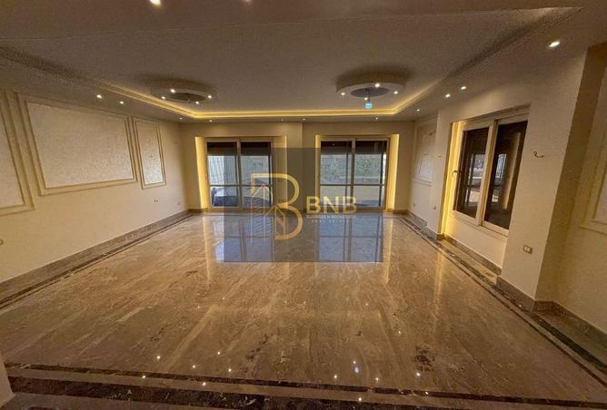 8232824 - Property Image 2