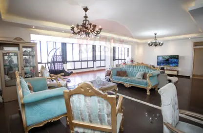 Apartment - 4 Bedrooms - 3 Bathrooms for sale in Smouha - Hay Sharq - Alexandria