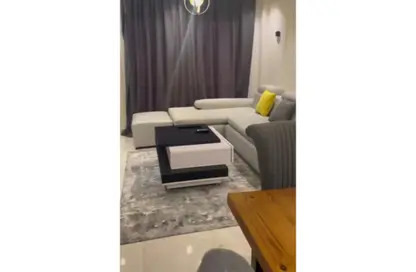 Apartment - 2 Bedrooms - 3 Bathrooms for rent in Stone Residence - 5th Settlement Compounds - The 5th Settlement - New Cairo City - Cairo