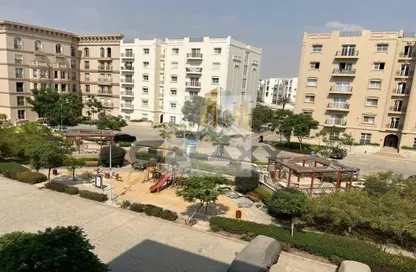 Apartment - 2 Bedrooms - 1 Bathroom for sale in Hyde Park - 5th Settlement Compounds - The 5th Settlement - New Cairo City - Cairo