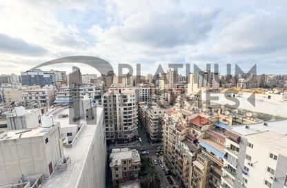شقة - 3 غرف نوم - 2 حمامات للبيع في لوران - حي شرق - الاسكندرية