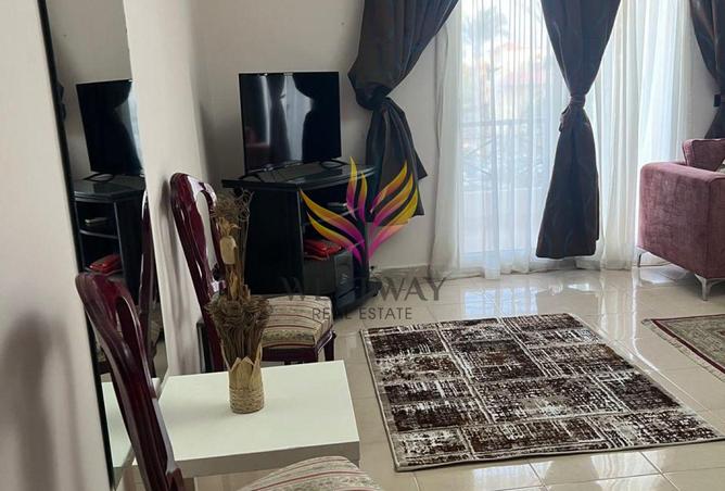 8239337 - Property Image 2