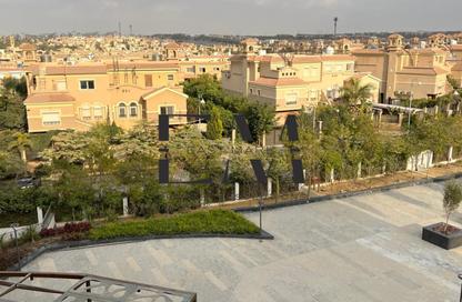 Apartment - 2 Bedrooms - 2 Bathrooms for sale in Pearl Des Rois - 5th Settlement Compounds - The 5th Settlement - New Cairo City - Cairo