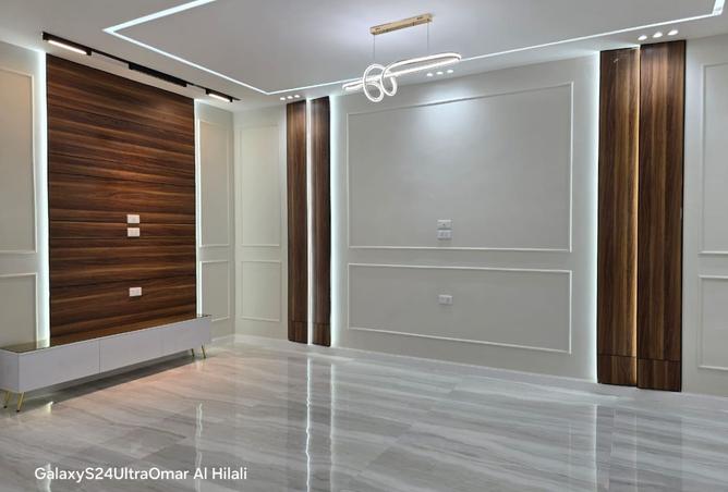 8185597 - Property Image 3