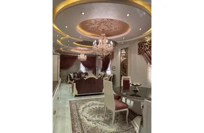 شقة - 3 غرف نوم - 3 حمامات للايجار في الحي السادس عشر - الشيخ زايد - الجيزة