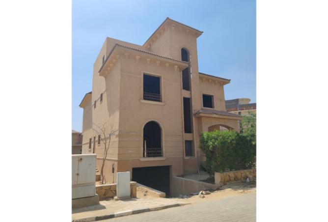 8243698 - Property Image 2